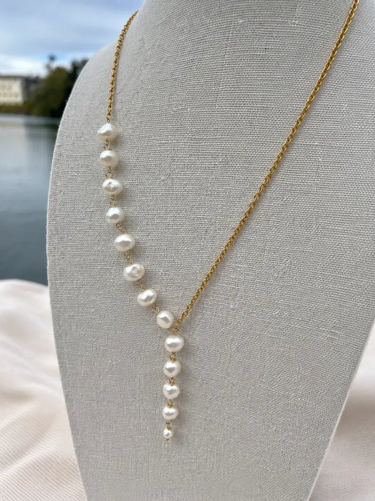 Asymmetrical Freshwater Pearl Necklace