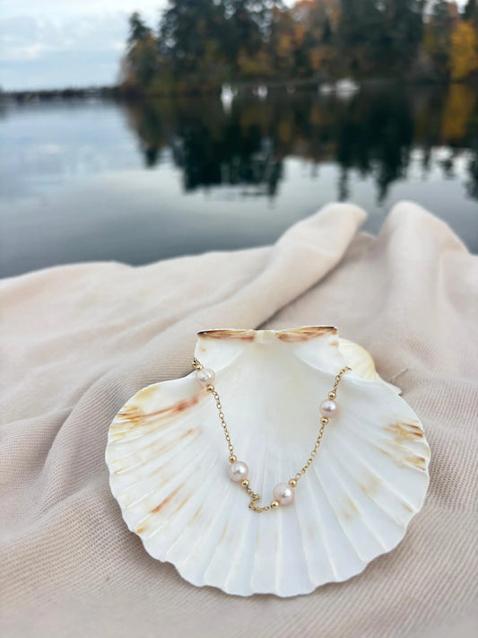 Aurora Light Pink Freshwater Pearl Bracelet