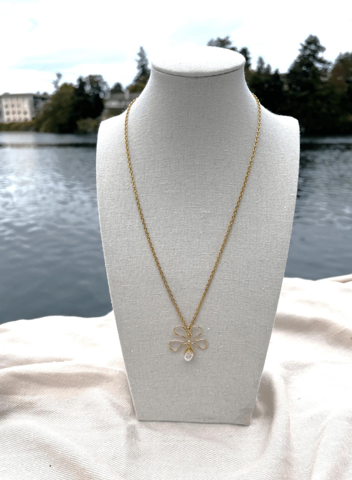 Flora Gold Necklace