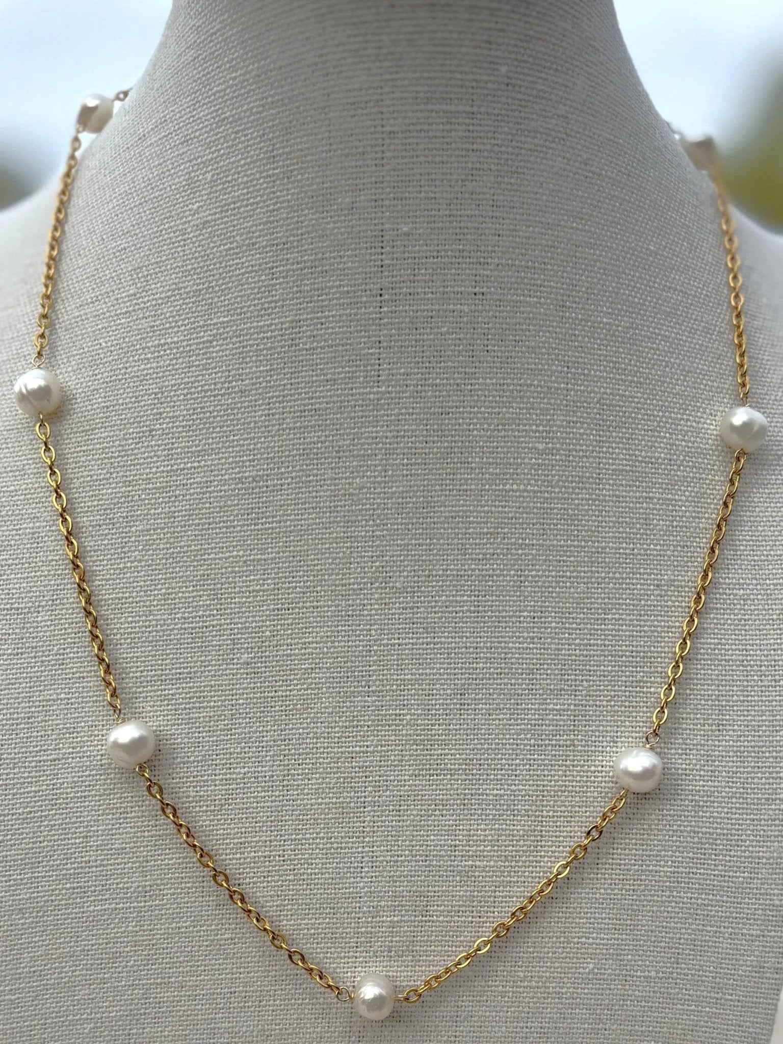 Aurora Freshwater Pearl Necklace