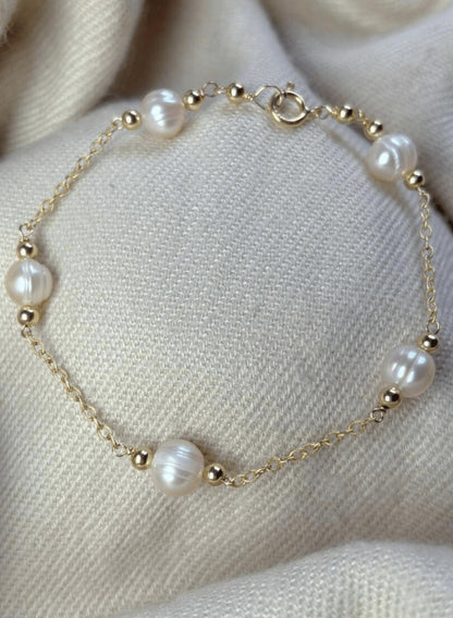 Aurora Light Pink Freshwater Pearl Bracelet