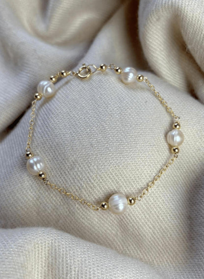 Aurora Light Pink Freshwater Pearl Bracelet