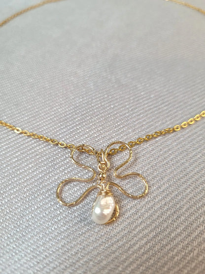 Flora Gold Necklace