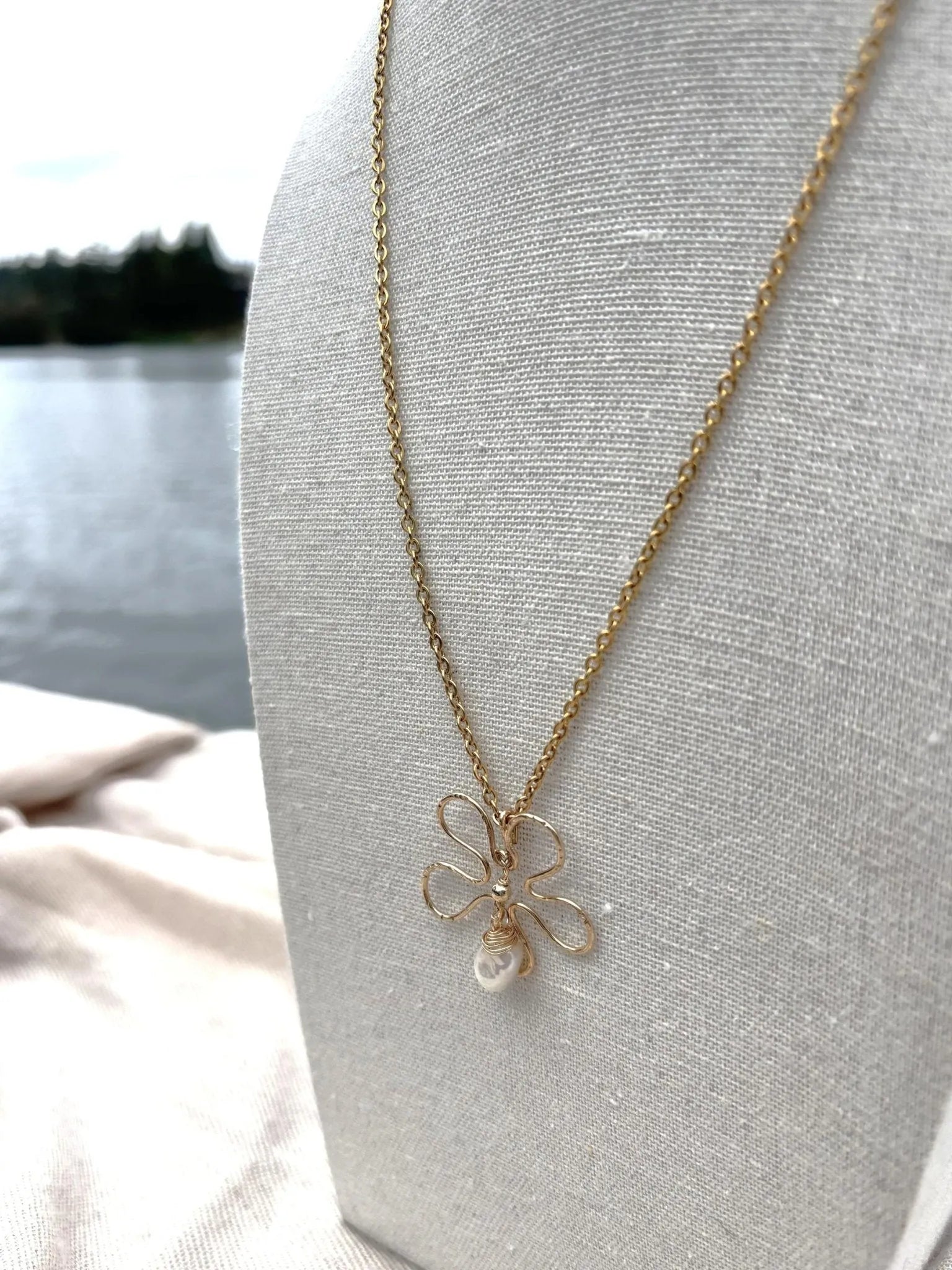 Flora Gold Necklace