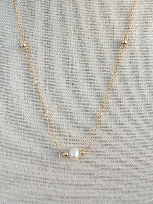 Solo Freshwater Pearl Necklace