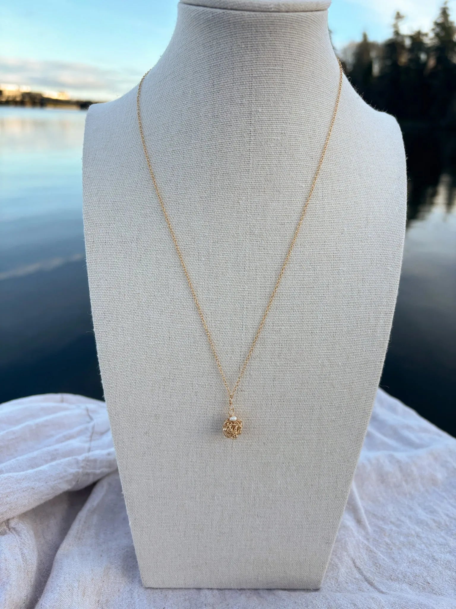 Nido Pearl Nest Necklace