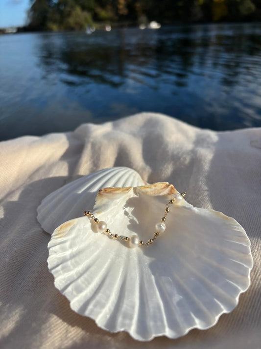 Ola Freshwater Pearl Bracelet
