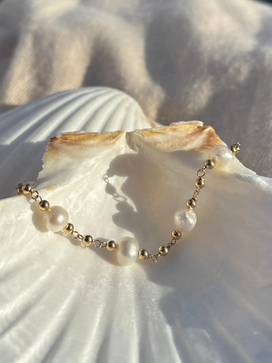 Ola Freshwater Pearl Bracelet