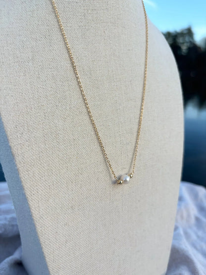 Solo Freshwater Pearl Necklace