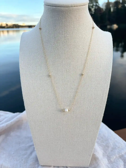 Solo Freshwater Pearl Necklace