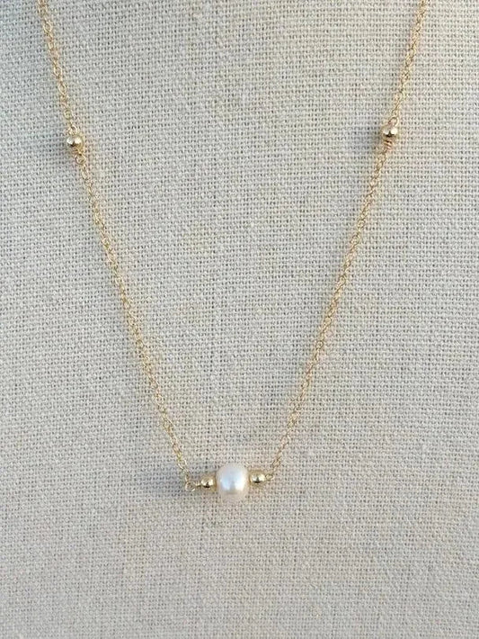 Solo Freshwater Pearl Necklace