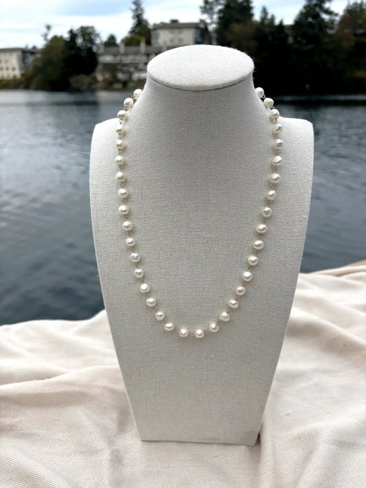 Brisa Freshwater Pearl Necklace