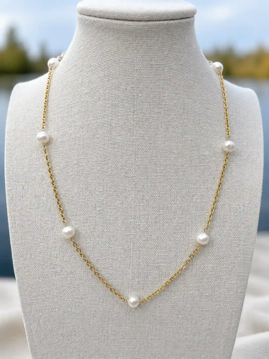 Aurora Freshwater Pearl Necklace