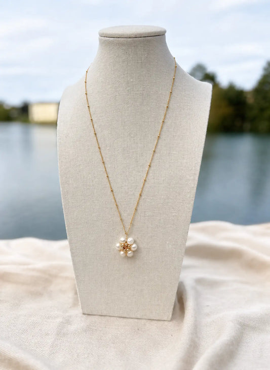 Flora Freshwater Pearl Necklace